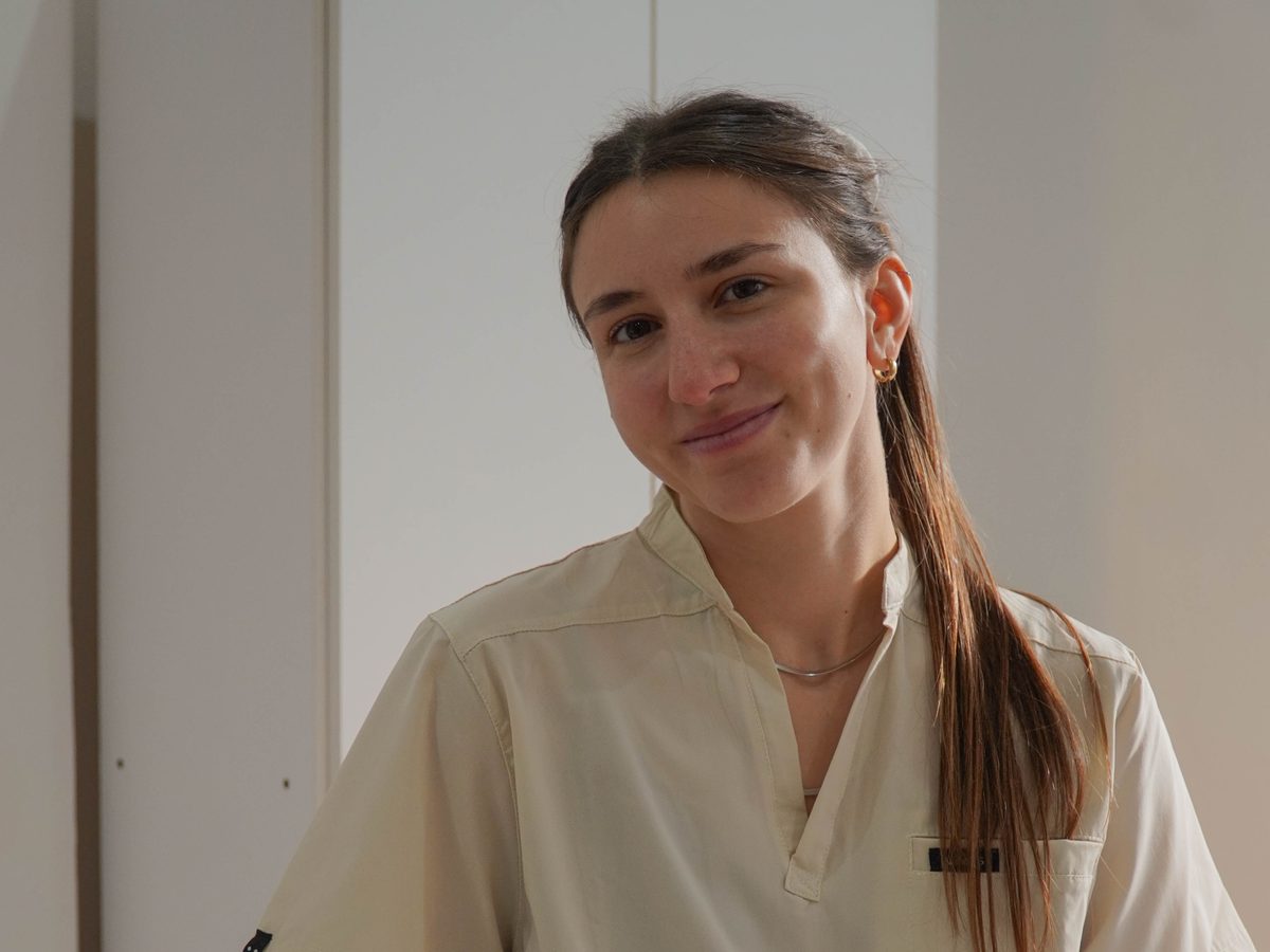 Dra. Agustina Suárez Perusin en su consultorio de La Plata